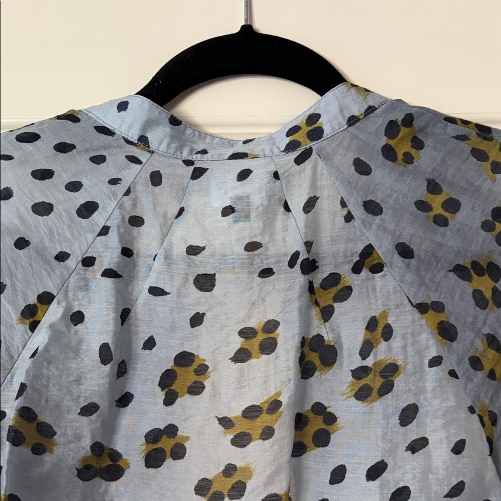 CAbi Hunter Blouse fall 2024 Sz Small - Picture 12 of 13